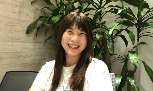 チュラコス株式会社 海外事業部 白石えりか様